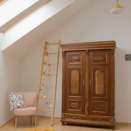 Vintage Design 아파트